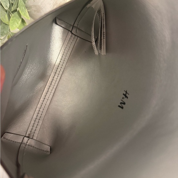 H&M Pink Handbag with Gold Shoulder Strap - Picture 5 of 5